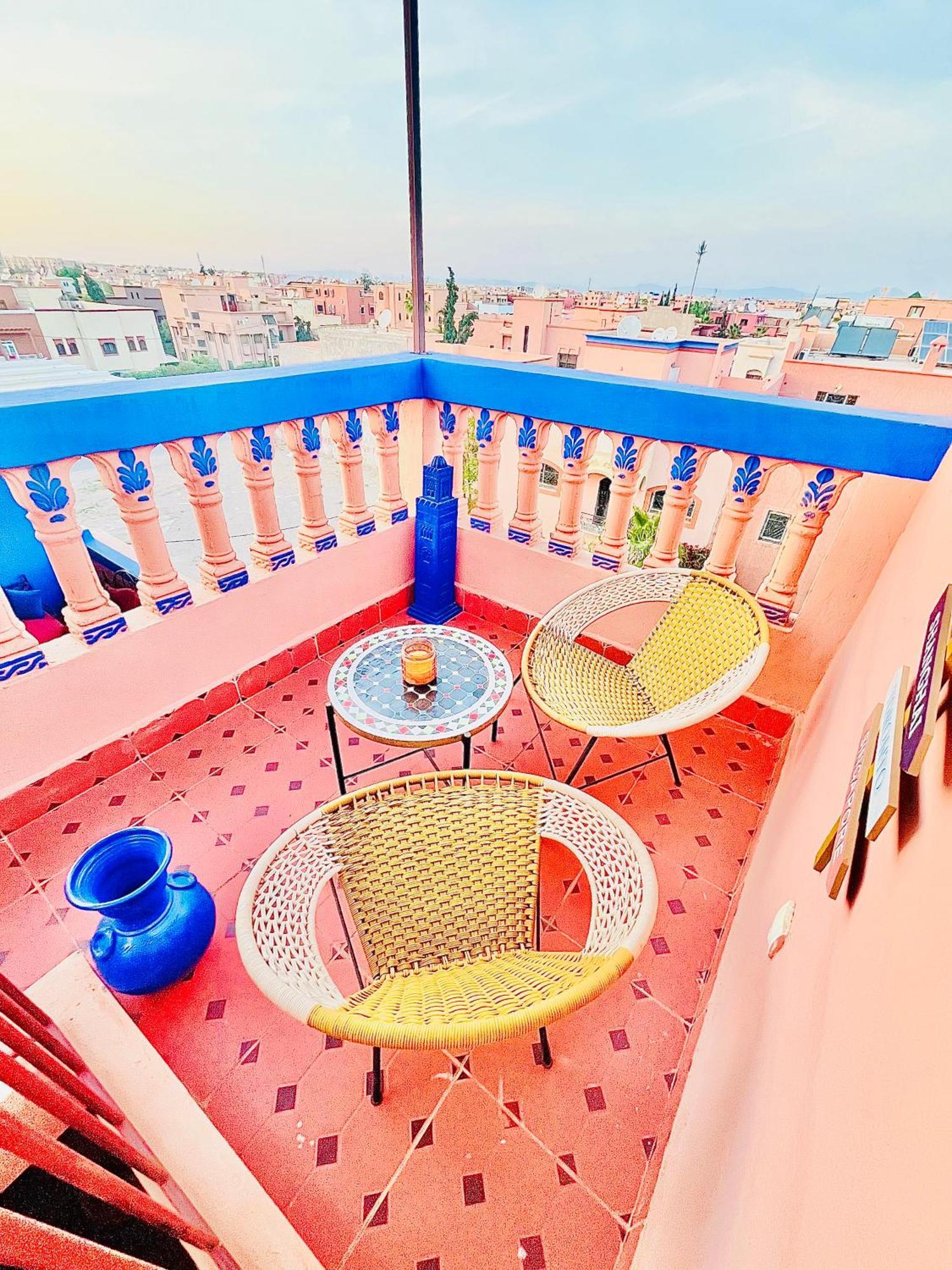 Apartment With Ac, Patio And Rooftop Appartement Climatise Avec Patio Et Toit Terrasse Marrakesh Buitenkant foto