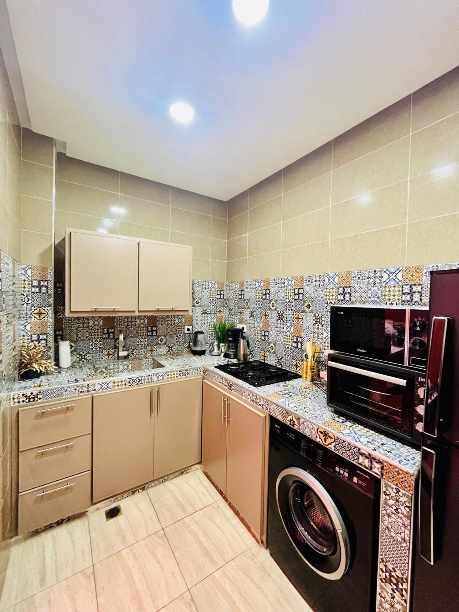 Apartment With Ac, Patio And Rooftop Appartement Climatise Avec Patio Et Toit Terrasse Marrakesh Buitenkant foto